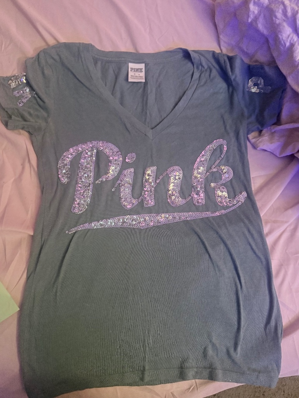 Victoria’s Secret shirt size medium women